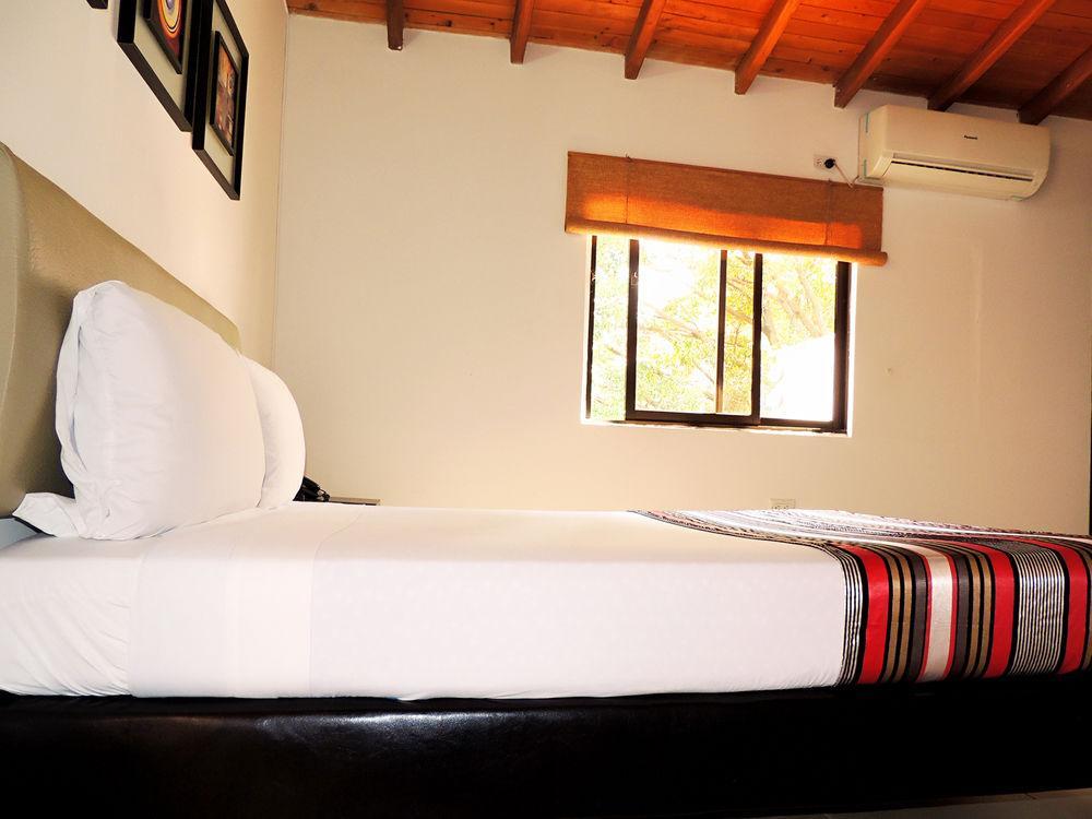 Hotel Quinta Avenida Cúcuta Extérieur photo