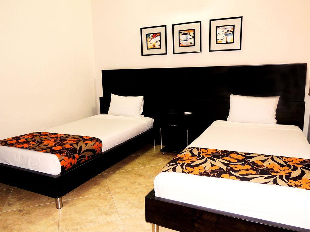 Hotel Quinta Avenida Cúcuta Extérieur photo