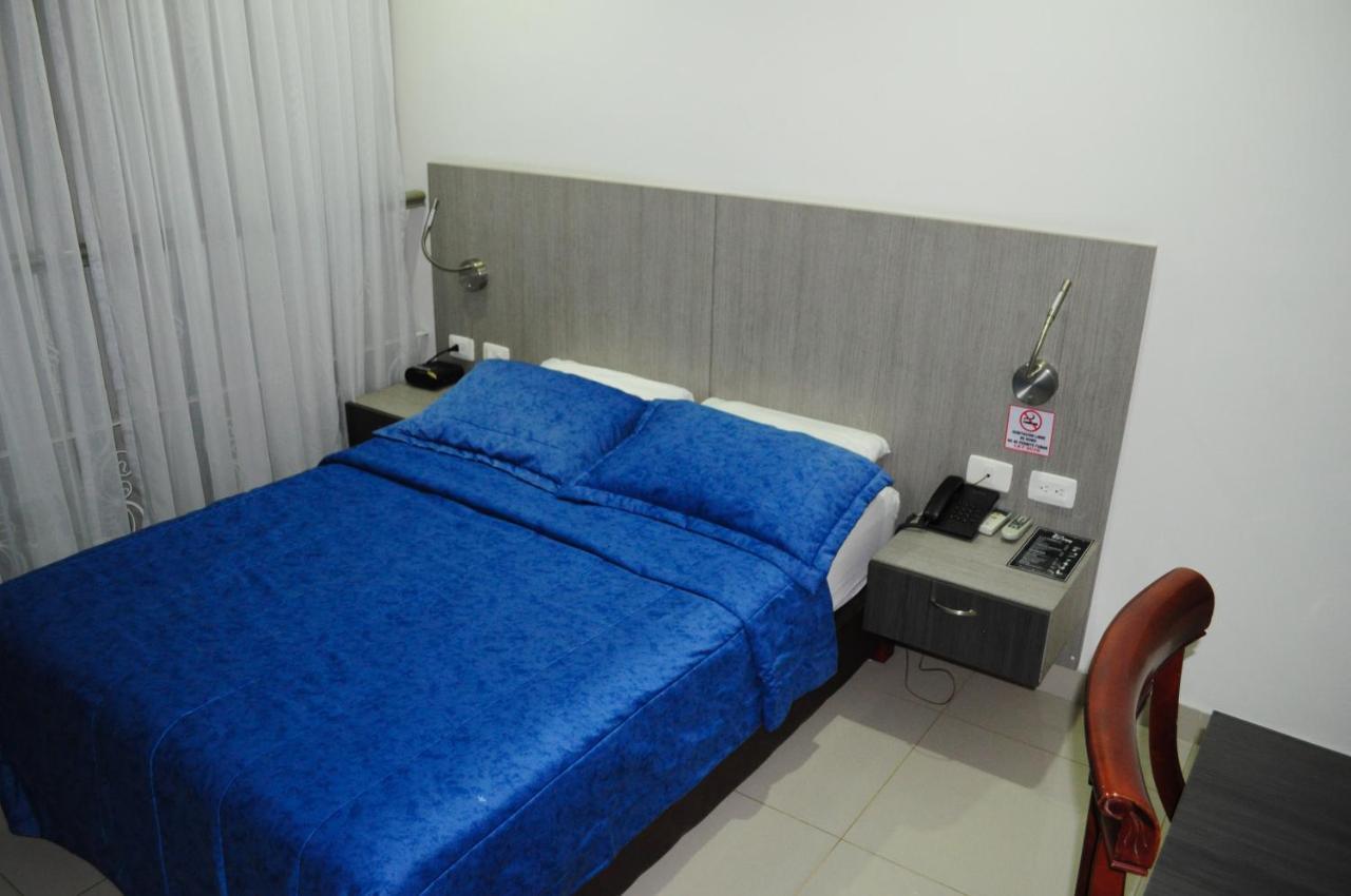Hotel Quinta Avenida Cúcuta Extérieur photo