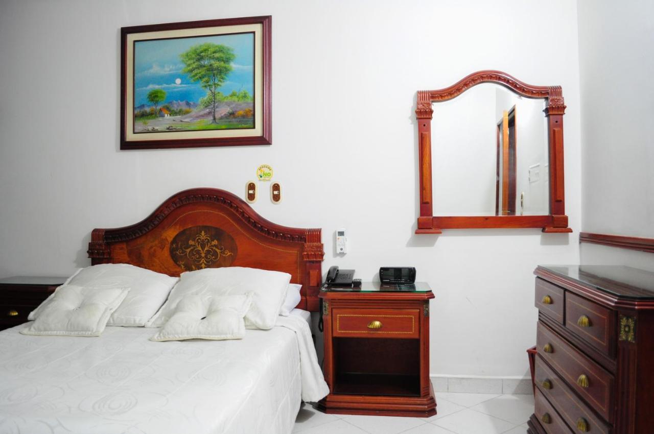 Hotel Quinta Avenida Cúcuta Extérieur photo
