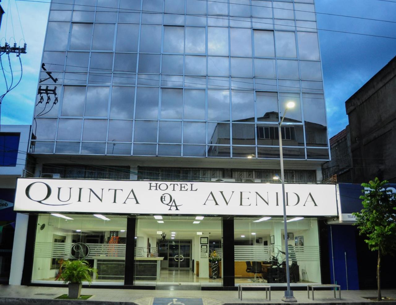 Hotel Quinta Avenida Cúcuta Extérieur photo